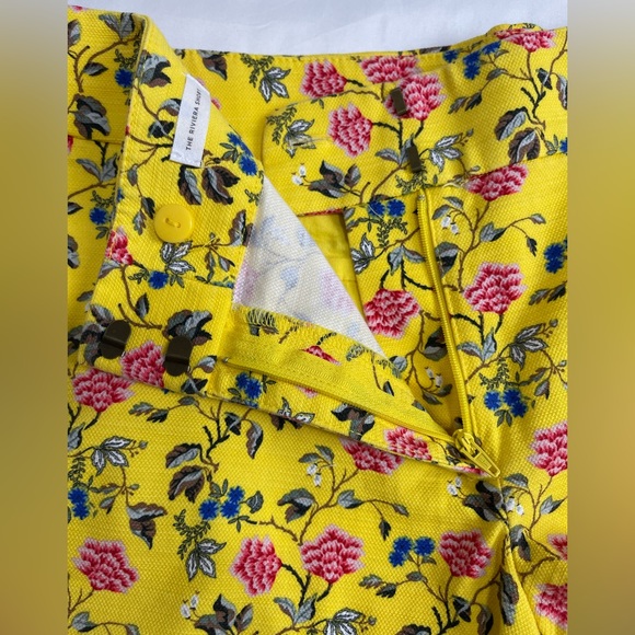 LOFT Ann Taylor THE RIVIERA SHORT Floral Print Short Size 6 Yellow - Picture 6 of 13